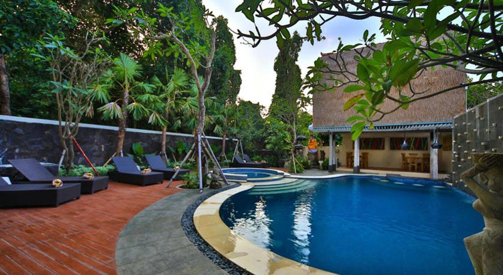 Adma Umalas Seminyak Esterno foto